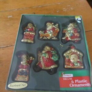 VTG NEW JOYBRITE PLASTIC ORNAMENS LOOKS LIKE BLOWN GLASS 6 DIFFERENT SANTA